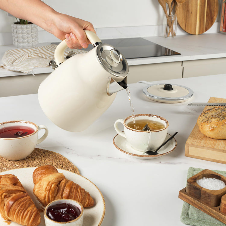 Salter Retro Kettle & Toaster Set 1.7L Fast Boil Kettle with Removable Limescale Filter, 4-Slice Wide Slot Toaster, Thick Bread, High Lift Eject,