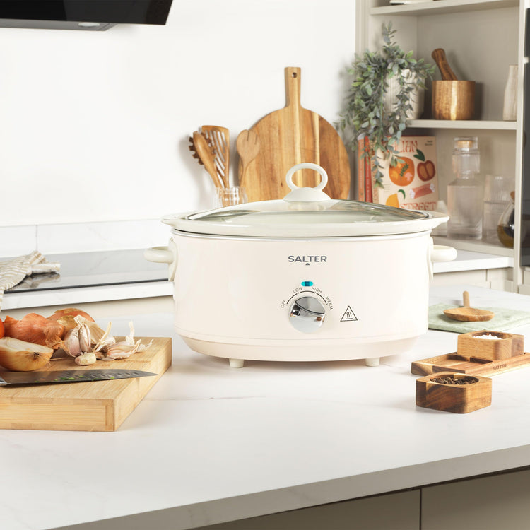 Salter Retro 6.5L Slow Cooker 3 Heat Settings & Keep Warm, Dishwasher Safe Ceramic Pot, Tempered Glass Lid, Cool Touch Handles, Family Cooking,