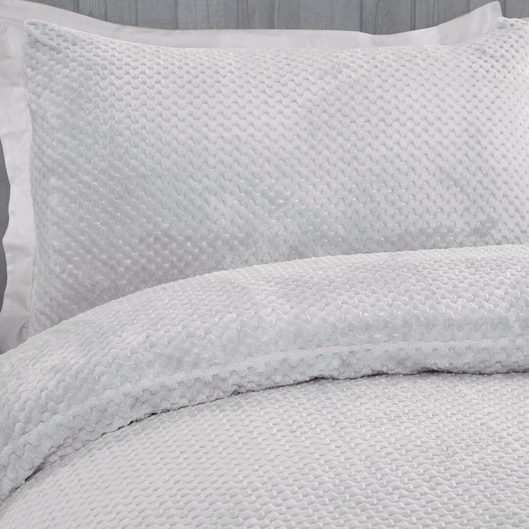 Sleepdown Waffle Teddy Fleece Silver Warm And Cosy Reversible Soft Duvet Cover Quilt Bedding Set With Pillowcases - King (220cm x 230cm)