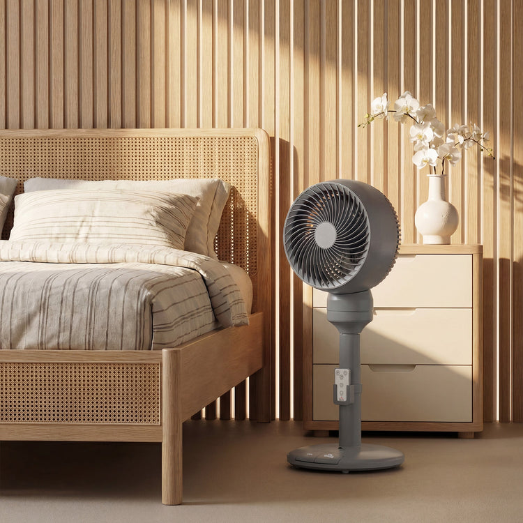HOMCOM Air Circulator Fan Pedestal Cooling Fan with 3 Speed 3 Mode and Remote Control, 9 Inch, Grey