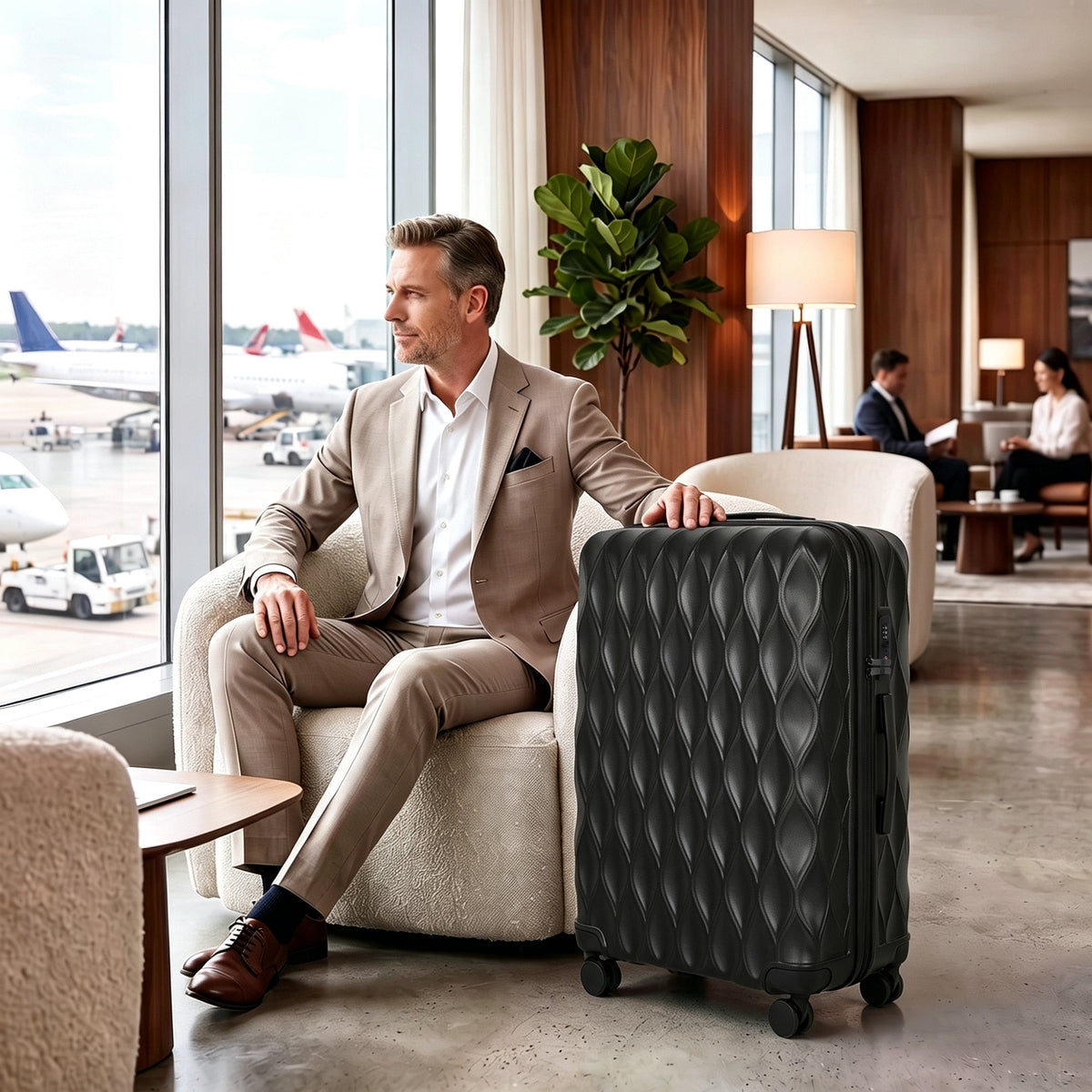 HOMCOM 30Inch 77cm Suitcase, ABS Hard Shell Checked Luggage with TSA Lock, Spinner Wheels, Telescopic Handle, Black