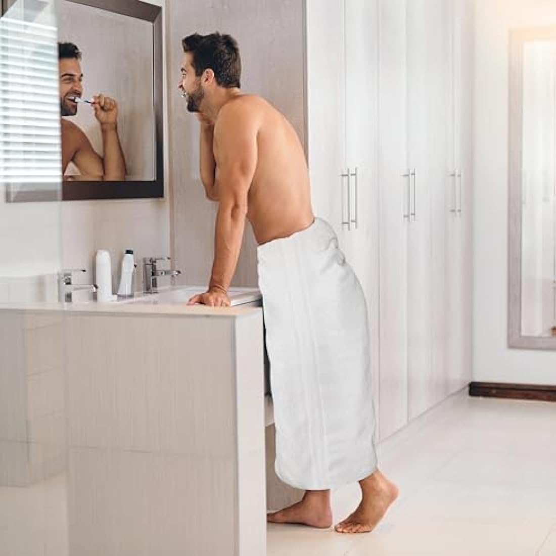 Utopia Towels - Premium Jumbo Bath Sheet (90 x 180 cm, 2 Pack) - 100% Ring Spun Cotton Highly Absorbent and Quick Dry Extra Large Bath Sheet - Super Soft Hotel Quality Towel (White)