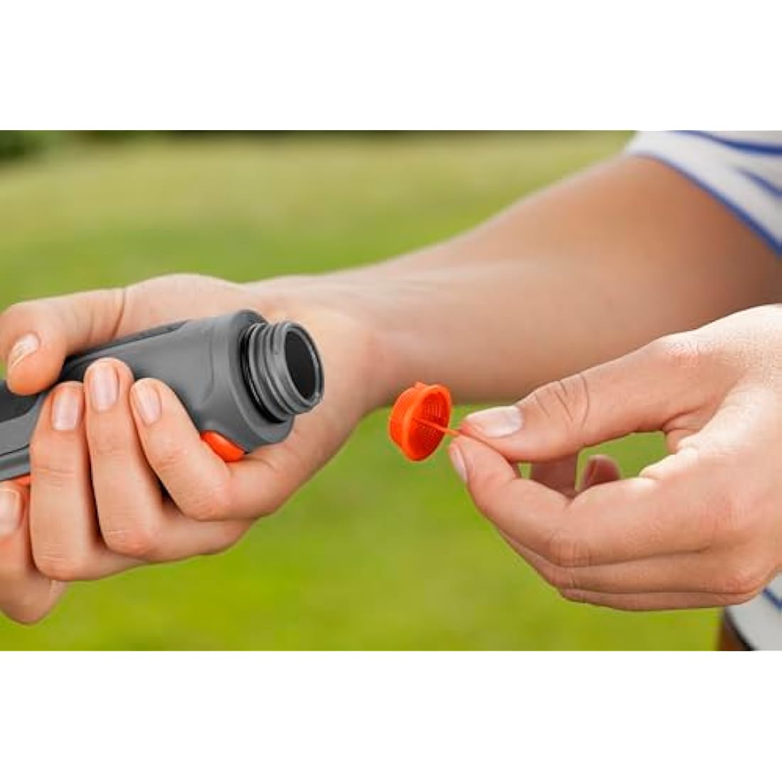 Gardena Comfort Multi Sprayer: Garden Sprayer for Watering and Cleaning, Five Spray Patterns, Lock, infinitely Adjustable Regulation, Frost Protection (18315-20)