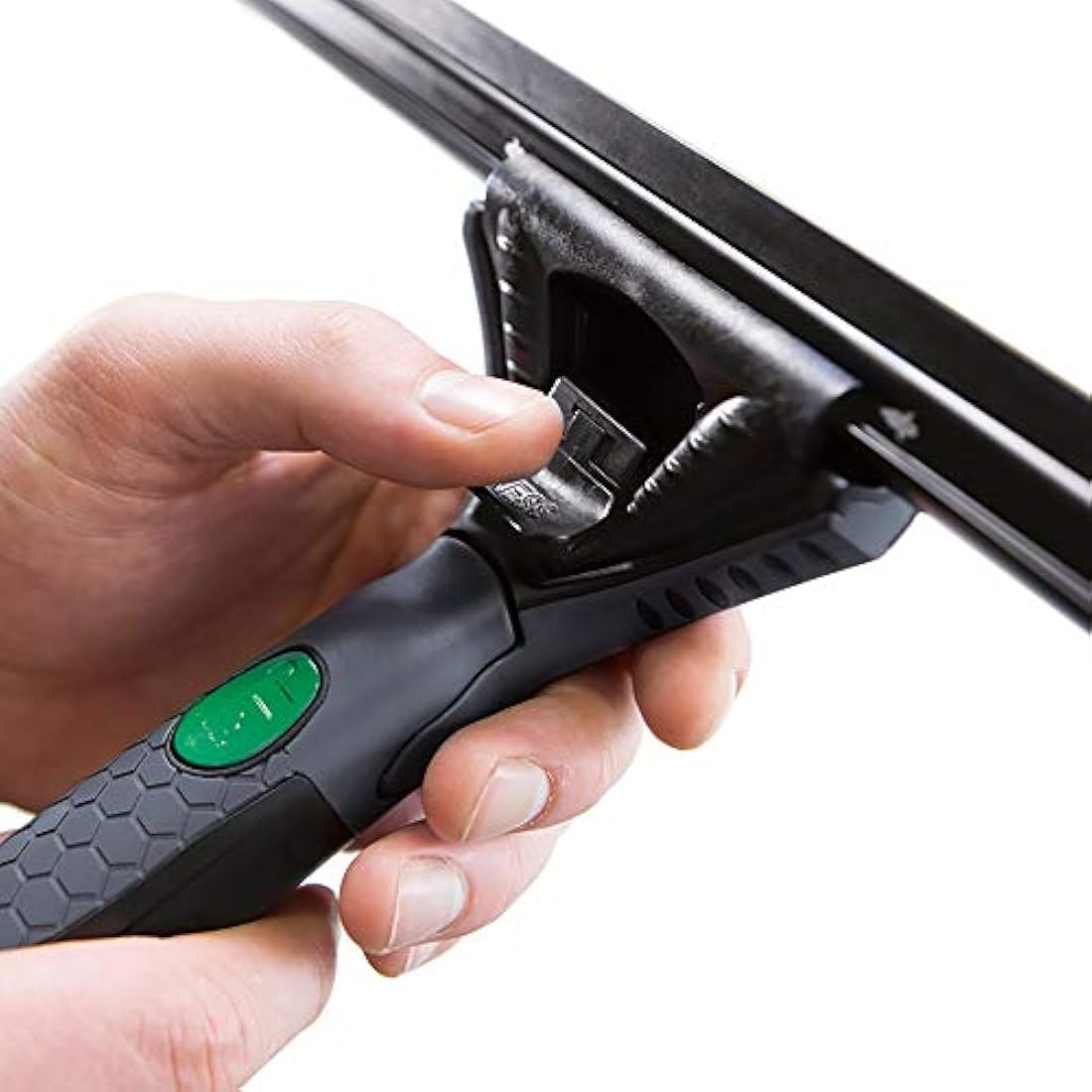 Unger ErgoTec NINJA Window Squeegee 45cm – 40° Aluminium Channel, Soft Rubber Blade & Ergonomic Handle – Professional Window Cleaning Equipment, Black