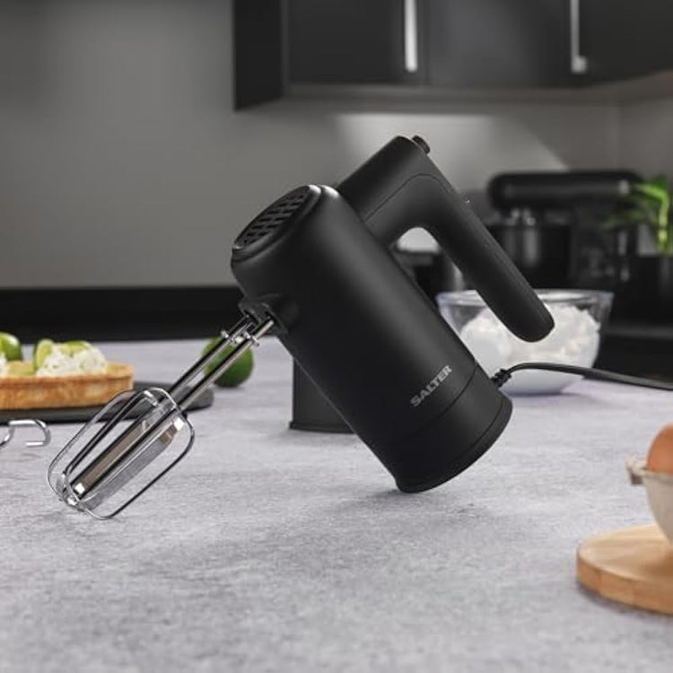 Salter Kuro Hand Mixer – Electric Baking Whisk, Dough Hook and Beater Attachments, 5 Speeds Settings with Turbo Function, Eject Function to Change Attachments, Easy-Store, Compact, Bread/Cakes, 300W