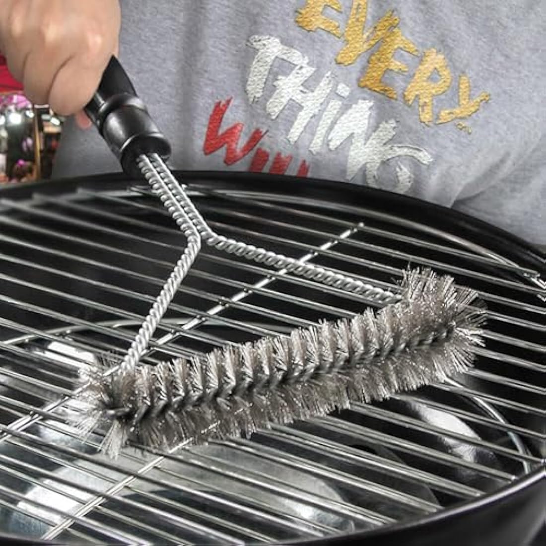 Fyfjur BBQ Cleaning Wire Brush, Bbq Cleaner, grill brush, BBQ Oven Cleaner, 2 in 1 Pointed Tail Wire BBQ Brush + Stainless Steel Curl Grill Brush Barbecue Cleaning Kit(Black)
