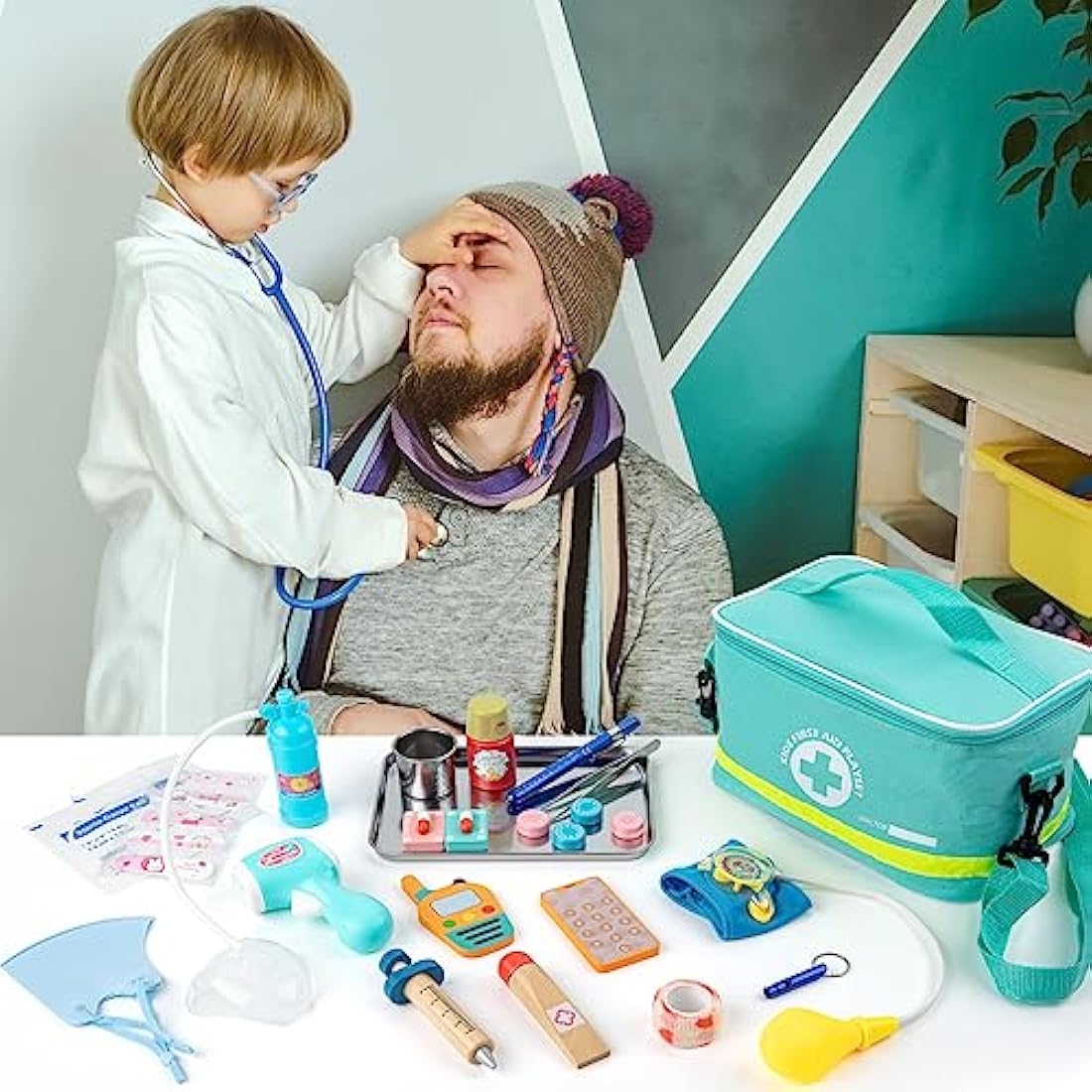 Sundaymot Kids Doctors Wooden Kit, 34 Pcs, with Real Stethoscope, Portable Doctors Bag, Pretend Role Play Medical Kit Toys for 3-6 Year Old Toddlers