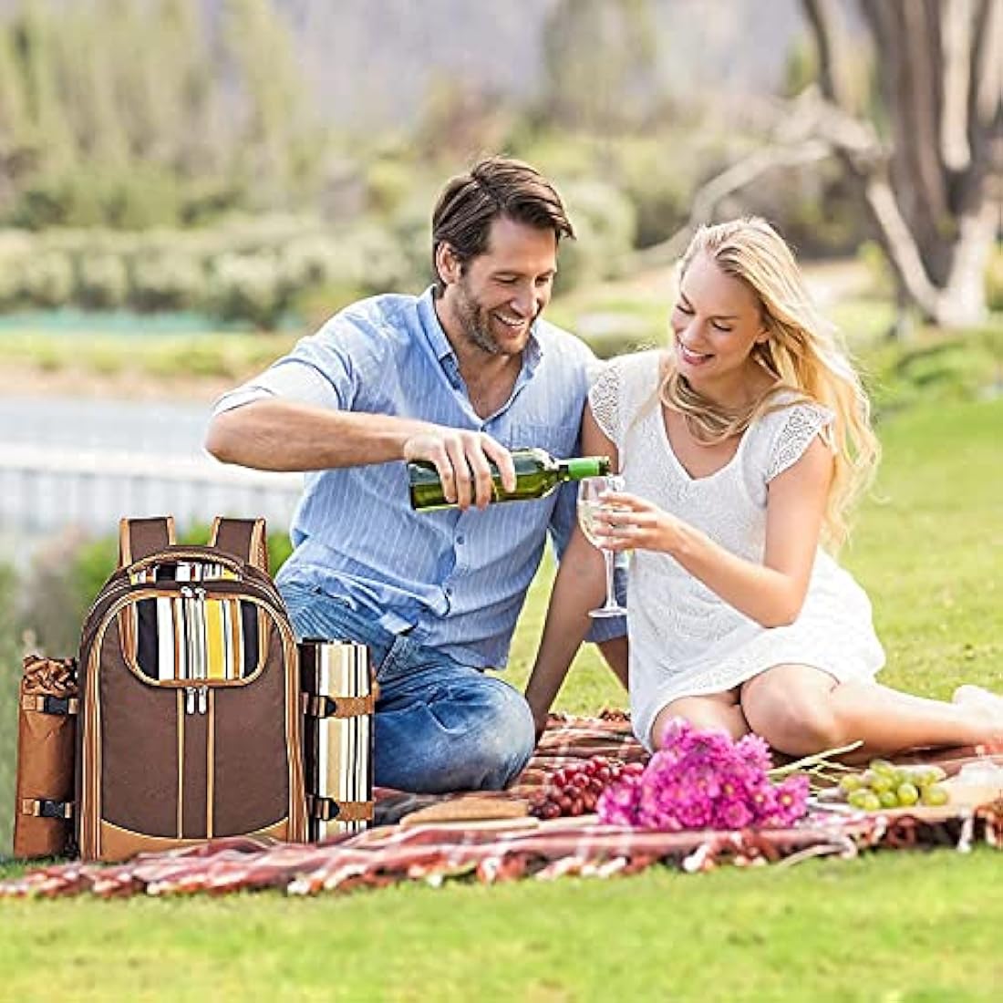 Hap Tim luxury 4 Person Picnic Backpack Picnic Rucksack Bag Hamper with Insulated Cooler Compartment includes Tableware & Fleece Blanket(EU3065)