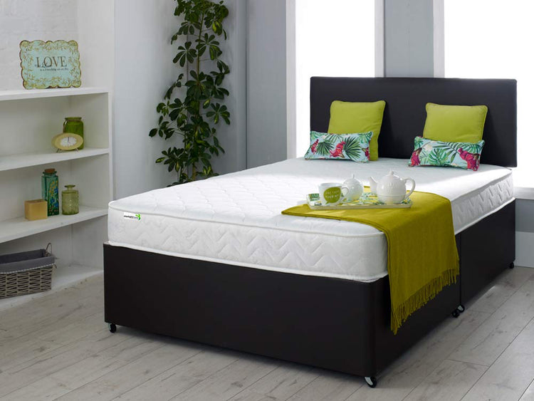 Starlight Beds Double Mattress. Shell Design Double Memory Foam Mattress with Springs. Soft, 18cm Deep, White. (4ft6 x 6ft3, 135cm x 190cm)