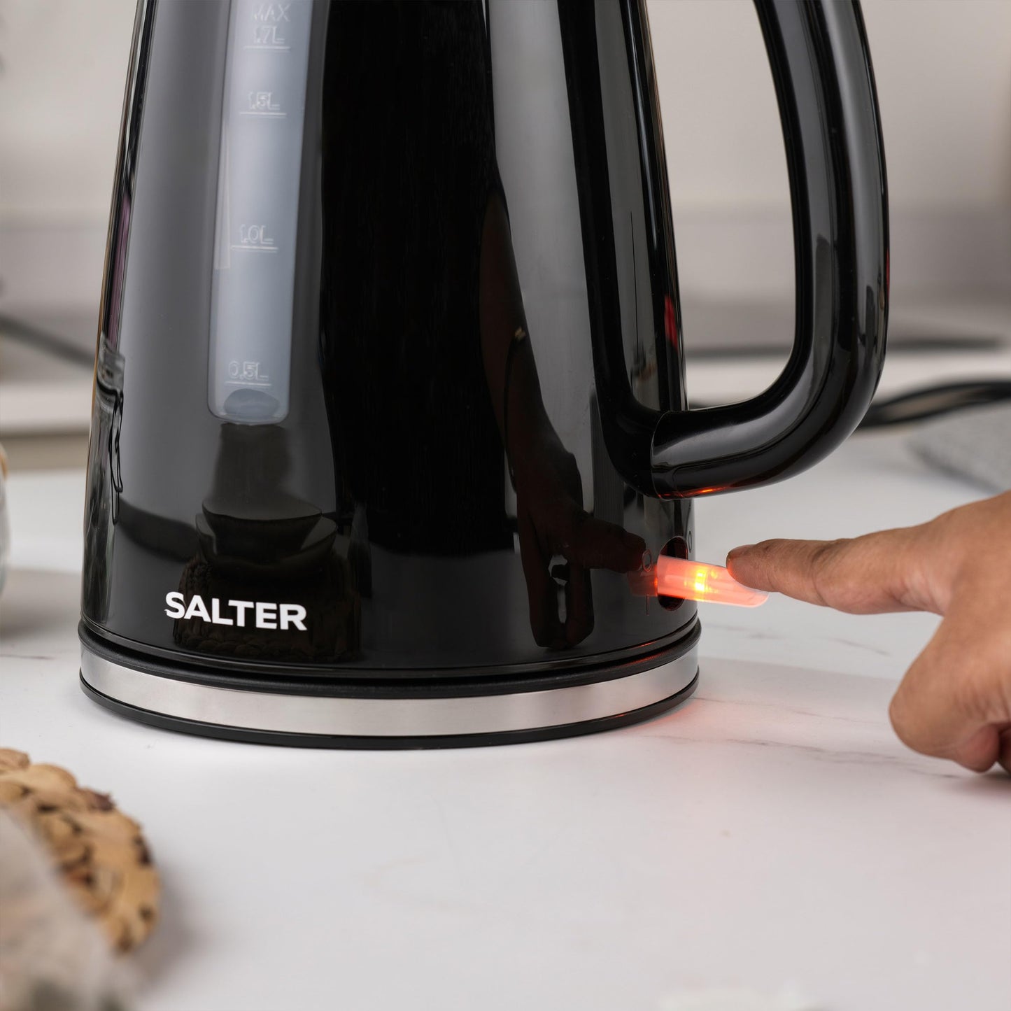 Salter COMBO-9133 Deco Kettle and Toaster Set  Rapid Boil 3 kW Kettle With Removable Limescale Filter, 2-Slice Wide Slot Electric Toaster, Crumb