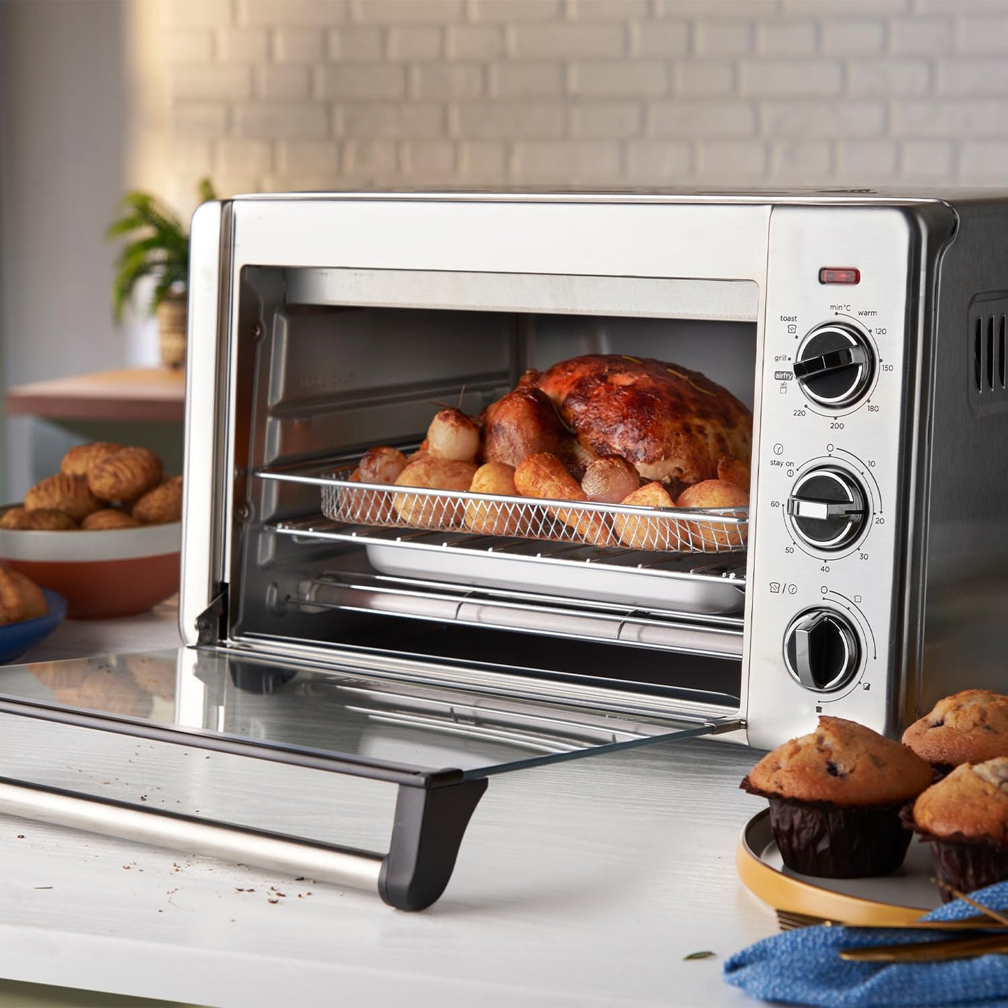 Russell Hobbs 20L Oven 5-in-1 Rapid Hot Air Fryer, Mini Oven, Grill, Toaster, Warming Function, Timer, Energy Saving, Pizza Diameter 30cm, Incs.