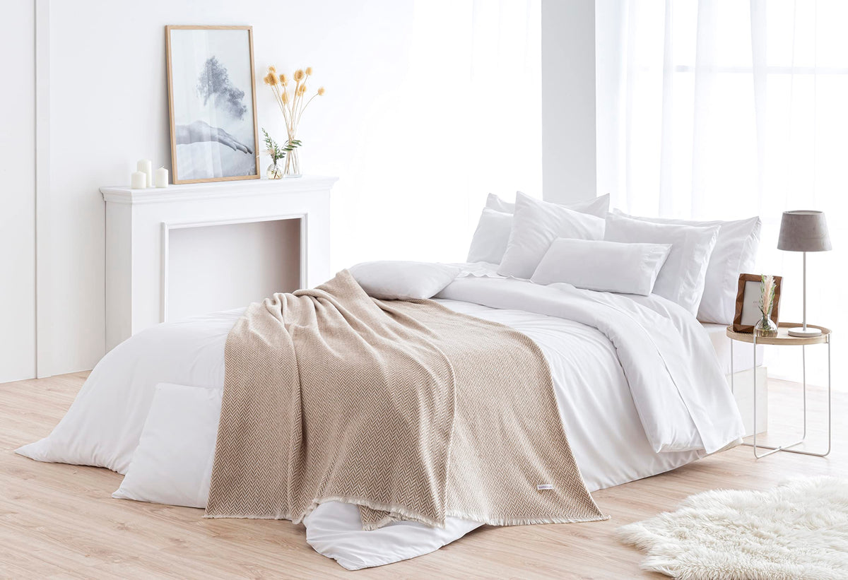 Todocama - Extra Soft Cotton Blanket, Four Seasons, Multipurpose Sofa Quilt, Plaid for Bed, Foulard Blanket, Bed Cover, Sofa Cover. (230 x 240 cm,