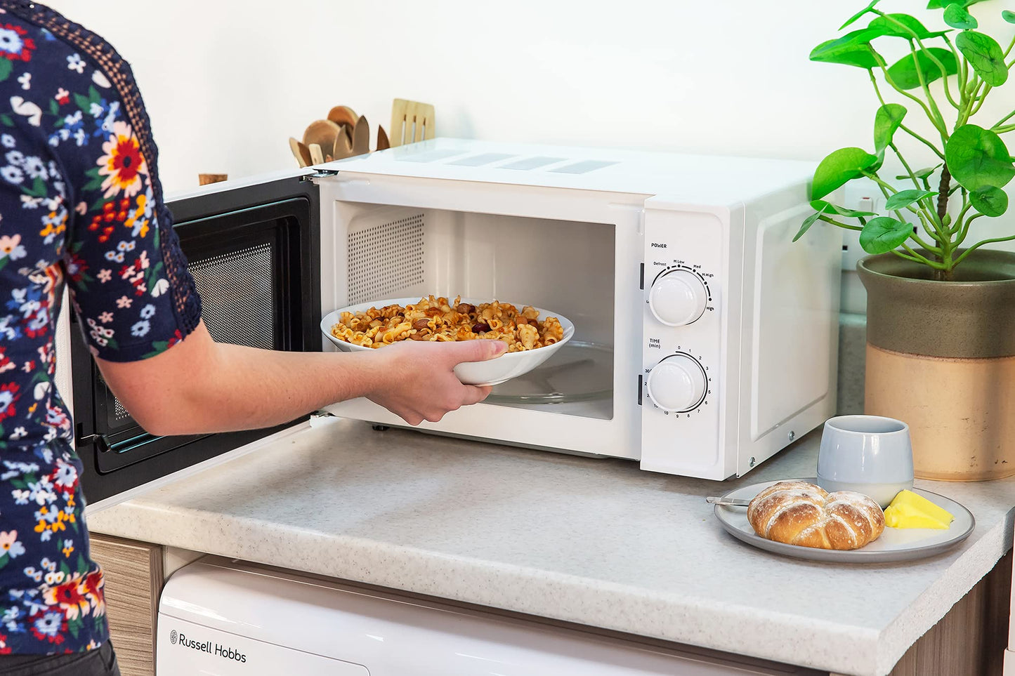 Russell Hobbs 17L Small Microwave White Manual Textures 700W with 5 Power Levels & 30 min Timer, Defrost Function & Easy Clean, RHM1725