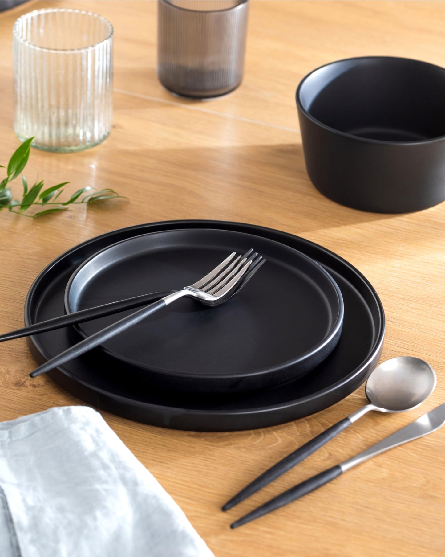 Manhattan Urban Black Line - 6-Piece Matte Black Soup Plate Set - Premium Stoneware, Dishwasher and Microwave Safe - Stylish Deep Plate Set, Perfect