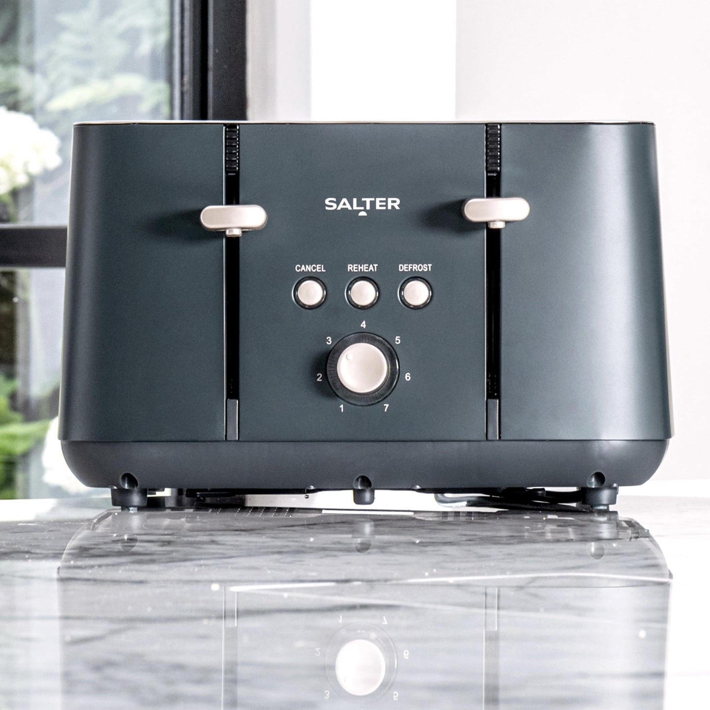 Salter Marino 4-Slice Toaster - 7 Levels Of Variable Browning, Removable Crumb Tray, Self-Centring Bread Guides, Anti-Jam Function, Defrost, Reheat