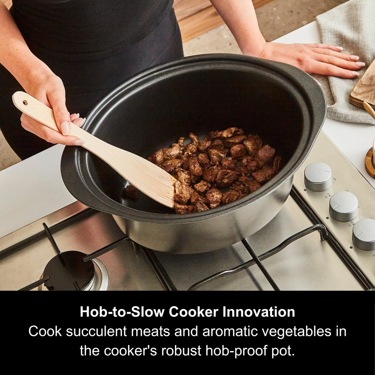 Morphy Richards 6.5L Sear and Stew Slow Cooker, Dishwasher Proof Non Stick Aluminum Pot, Cool Touch Handles, Matte Black and Rose Gold, 461016