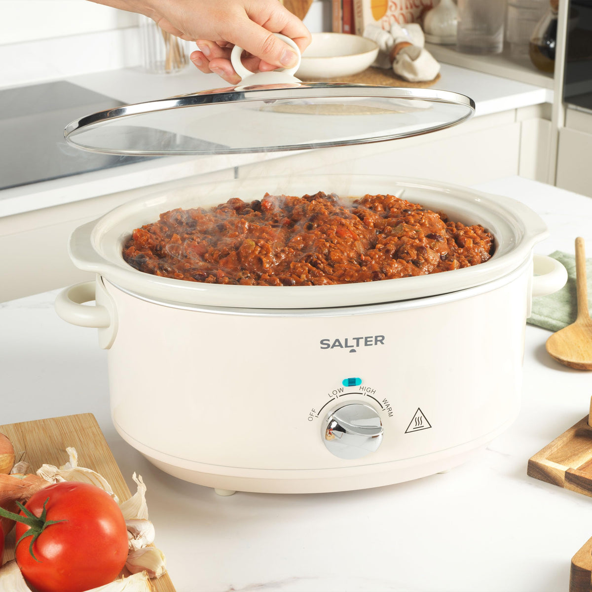Salter Retro 6.5L Slow Cooker  3 Heat Settings & Keep Warm, Dishwasher Safe Ceramic Pot, Tempered Glass Lid, Cool Touch Handles, Family Cooking,