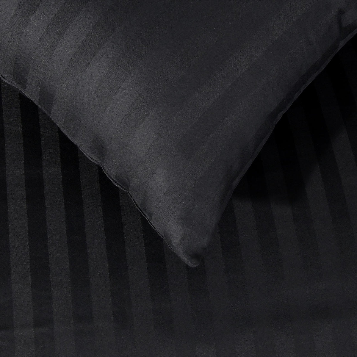 Sleepdown Duvet Cover Set, Black, Double