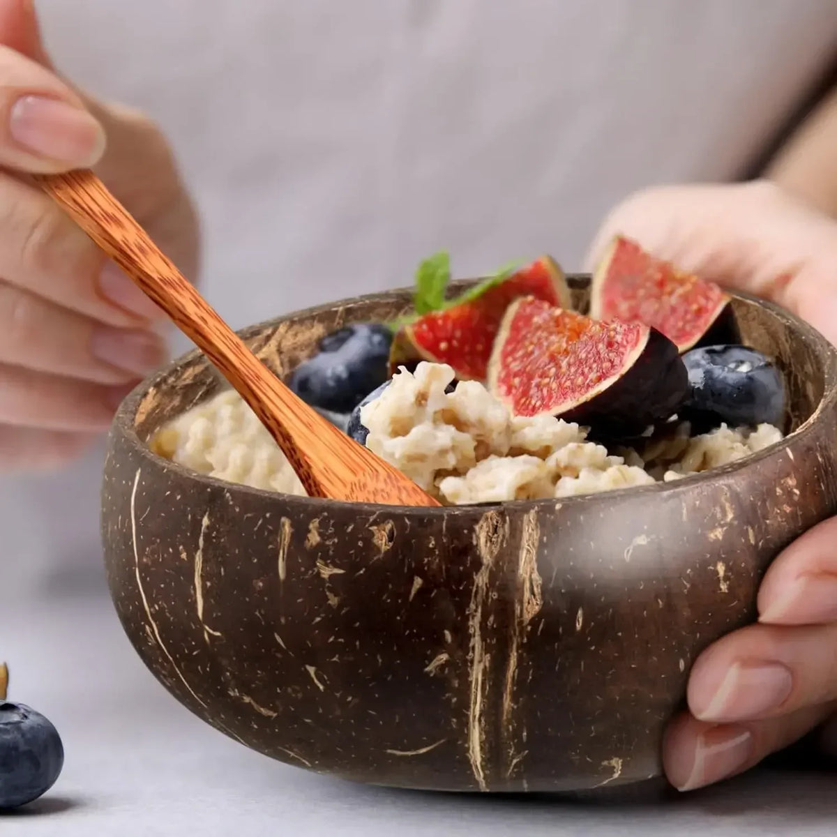 Natural Coconut Bowls And Wooden Spoon Sets Reusable Coconut Shell Bowls For Dessert Yogurt Fruit Salad Kitchen Tableware