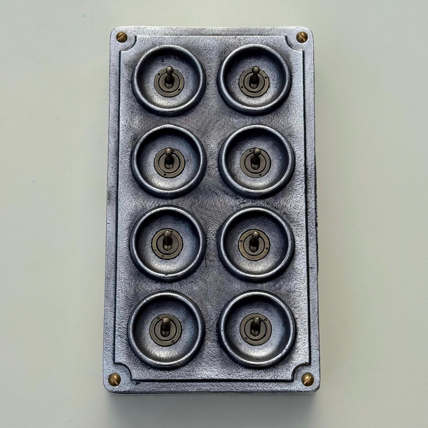 8 Gang 2 Way Toggle Light Switch | Cast Aluminium Surface Mounted