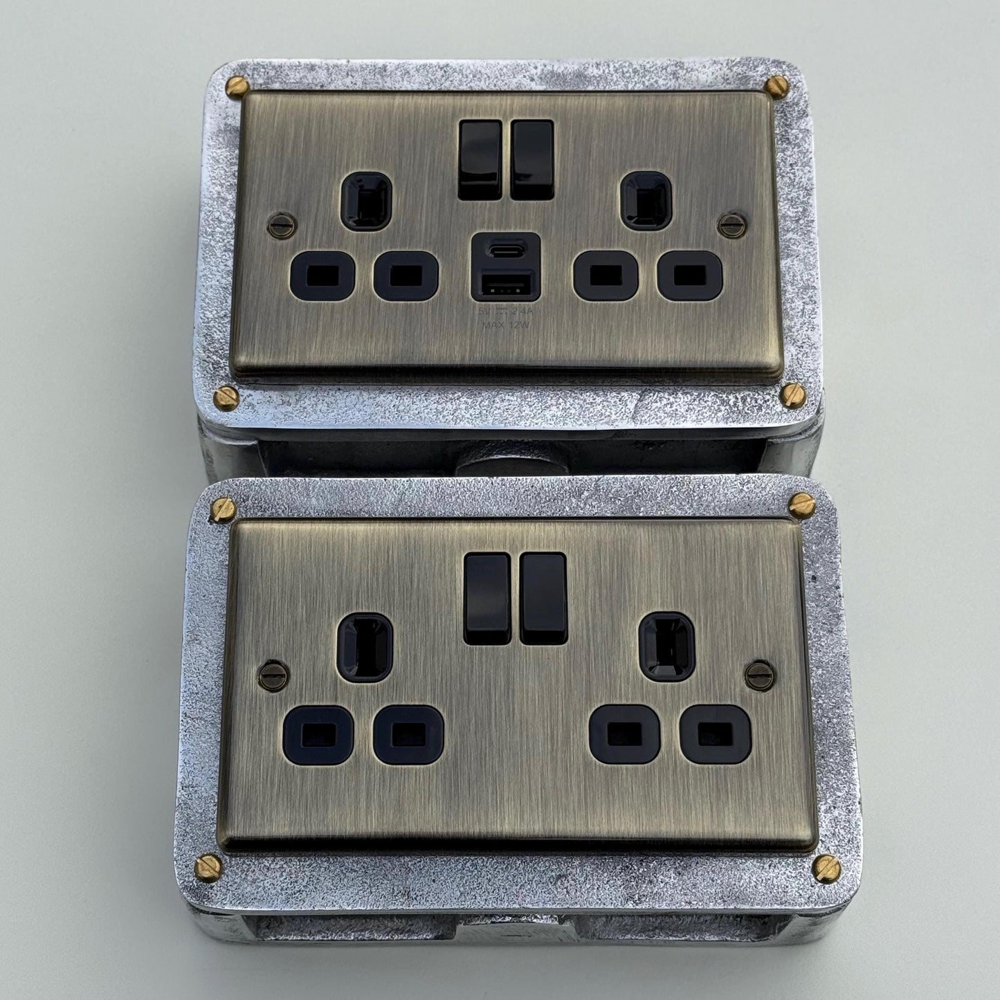 Antique Brass Double Switched Socket | 13A 2 Gang Solid Cast Metal