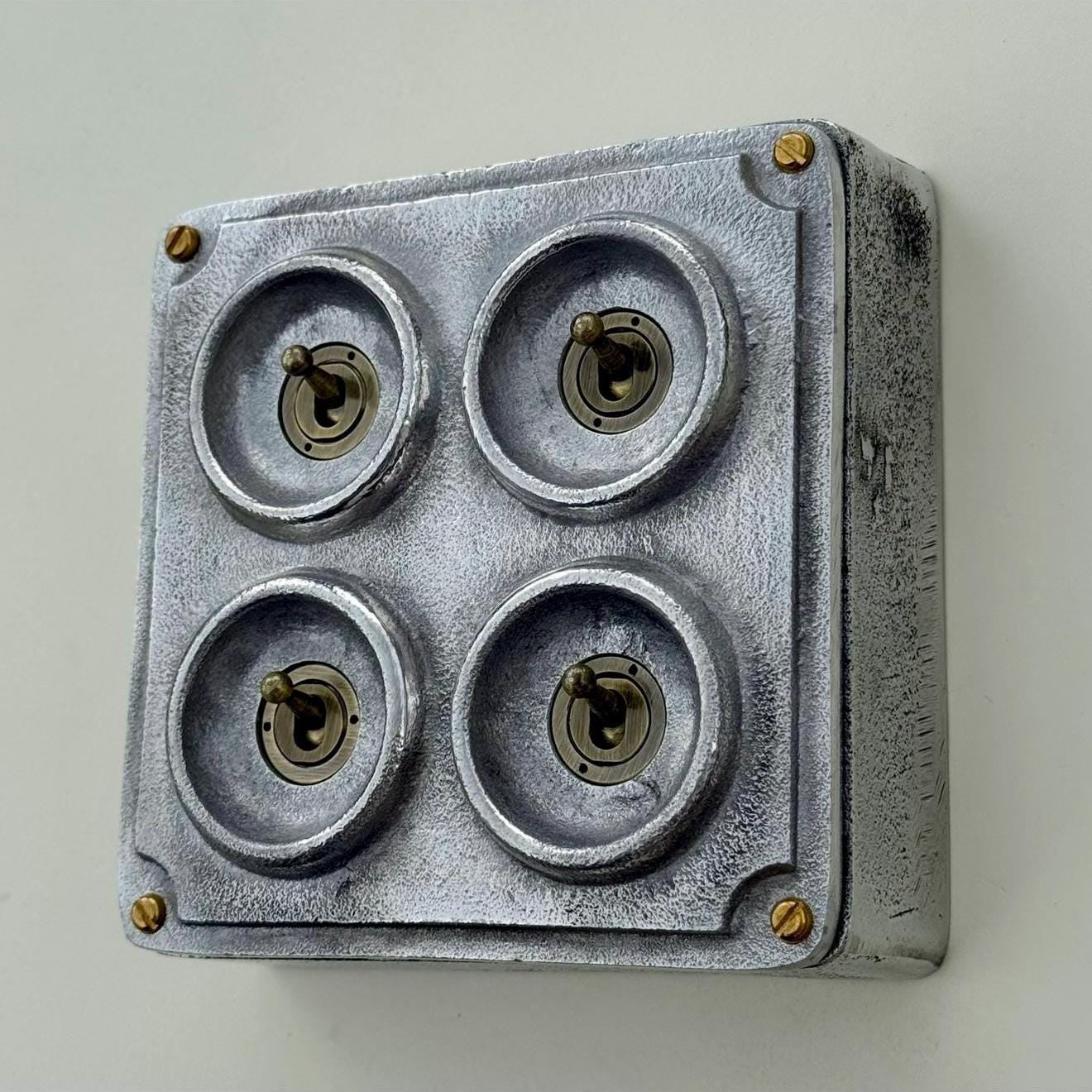 4 Gang 2 Way Solid Cast Metal Conduit Light Switch Industrial