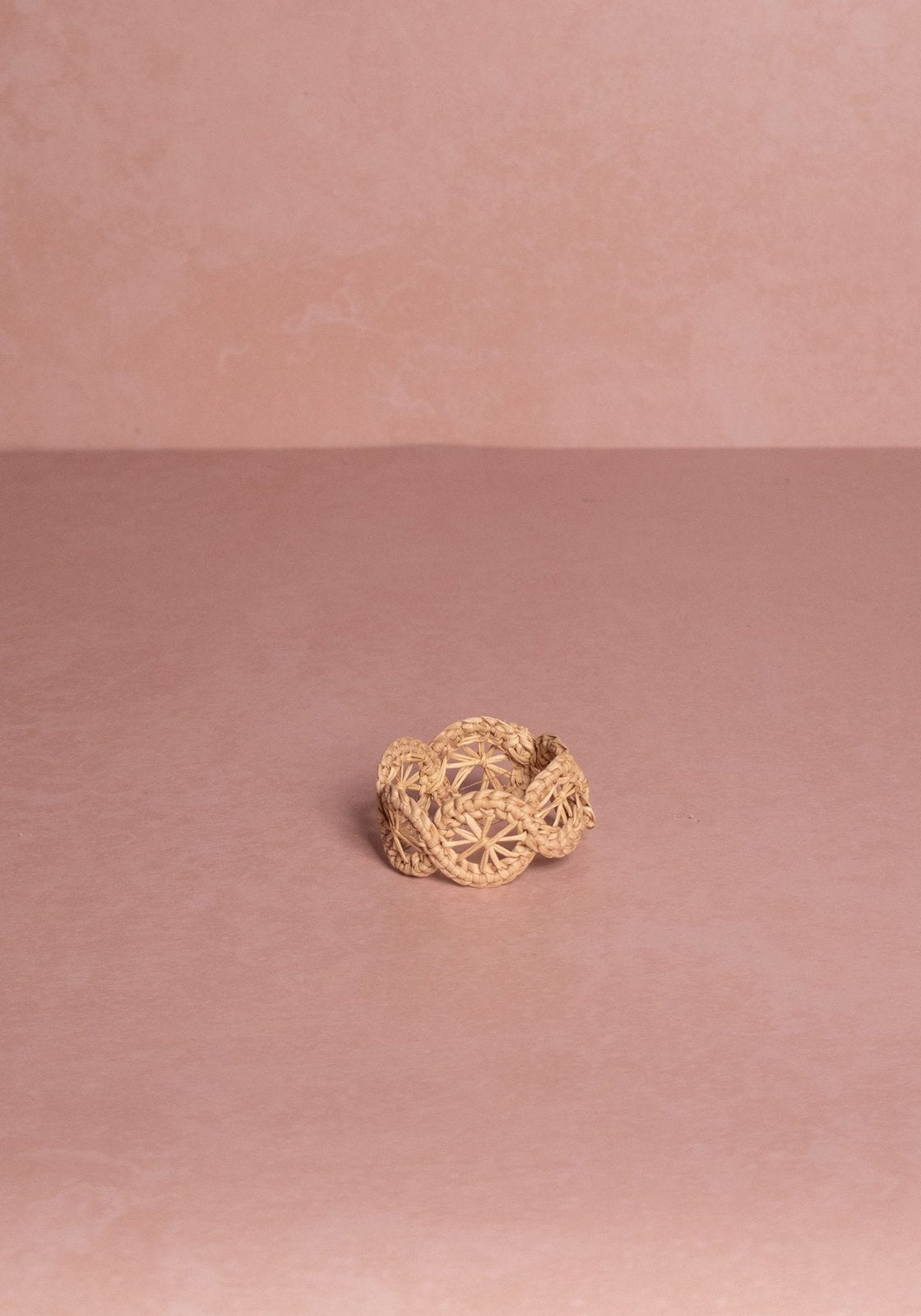 Atlántico Iraca Woven Napkin Ring, Natural