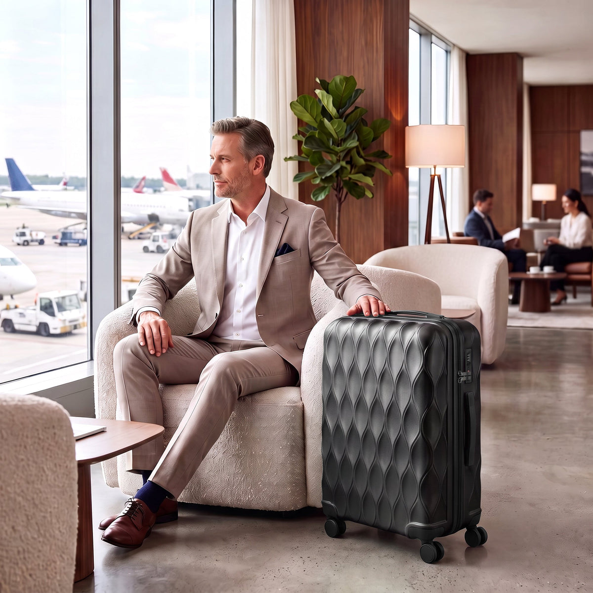 HOMCOM 26Inch 65cm Suitcase, ABS Hard Shell Checked Luggage with TSA Lock, Spinner Wheels, Telescopic Handle, Black